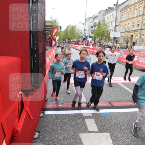 25.04.2026 - Das Zehntel Strokosch-Dieckow http://msf.ph/oto/9630802 25.04.2026 11:05:26 Ziel 5334, 5356, 5965, 5979, 5981, 6271, 6272, 6612, 7099, 7274, 7344, 7446, 7487, 7489, 7493, 7766, 7923, 8068 meine-sportfotos.de