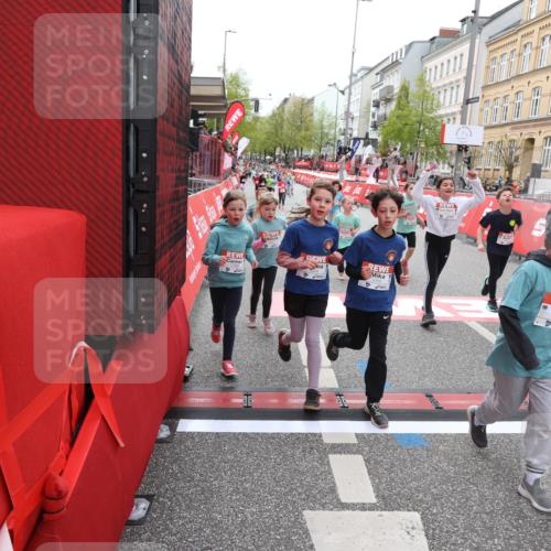 25.04.2026 - Das Zehntel Strokosch-Dieckow http://msf.ph/oto/9630807 25.04.2026 11:05:26 Ziel 5334, 5356, 5965, 5979, 5981, 6271, 6272, 6612, 7099, 7274, 7344, 7446, 7487, 7489, 7493, 7766, 7923, 8068 meine-sportfotos.de