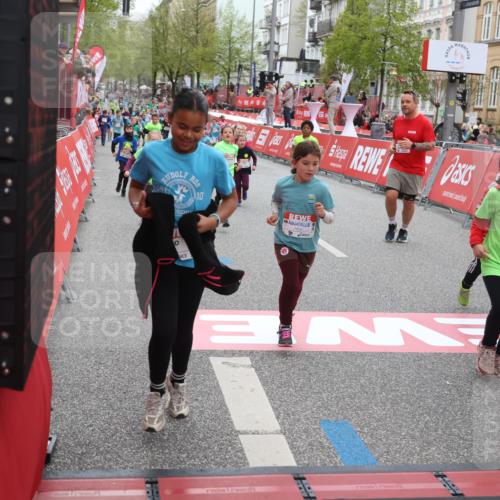 25.04.2026 - Das Zehntel Strokosch-Dieckow http://msf.ph/oto/9630809 25.04.2026 11:04:20 Ziel 5052, 5053, 5111, 5115, 5215, 5217, 5410, 5423, 5440, 5914, 5915, 5998, 6030, 6457, 6479, 6887, 7064, 7087, 7269, 7600, 7609, 7979, 7980 meine-sportfotos.de