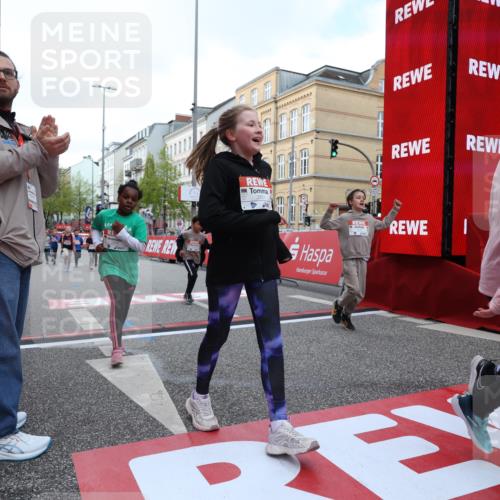 25.04.2026 - Das Zehntel Strokosch-Dieckow http://msf.ph/oto/9630811 25.04.2026 09:03:31 Ziel 1749, 1750, 1827, 2238, 2244, 2454, 2690, 2705, 2707, 3127, 3155, 3485, 3500, 3662, 3850, 3851, 4021 meine-sportfotos.de