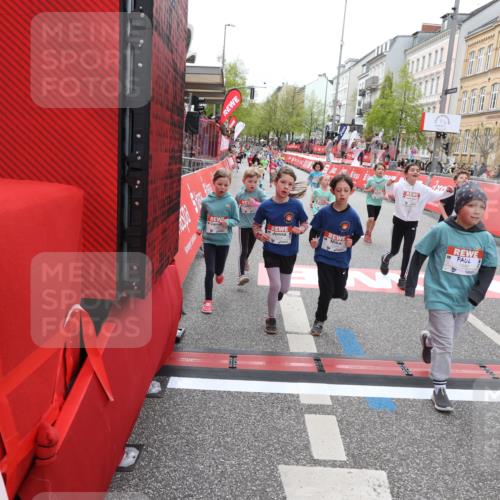 25.04.2026 - Das Zehntel Strokosch-Dieckow http://msf.ph/oto/9630813 25.04.2026 11:05:26 Ziel 5334, 5356, 5965, 5979, 5981, 6271, 6272, 6612, 7099, 7274, 7344, 7446, 7487, 7489, 7493, 7766, 7923, 8068 meine-sportfotos.de