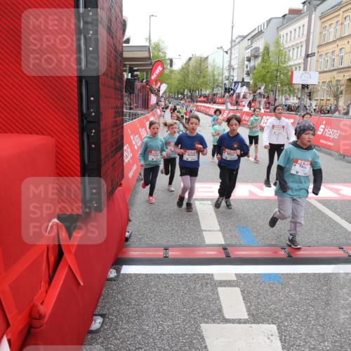 25.04.2026 - Das Zehntel Strokosch-Dieckow http://msf.ph/oto/9630816 25.04.2026 11:05:26 Ziel 5334, 5356, 5965, 5979, 5981, 6271, 6272, 6612, 7099, 7274, 7344, 7446, 7487, 7489, 7493, 7766, 7923, 8068 meine-sportfotos.de