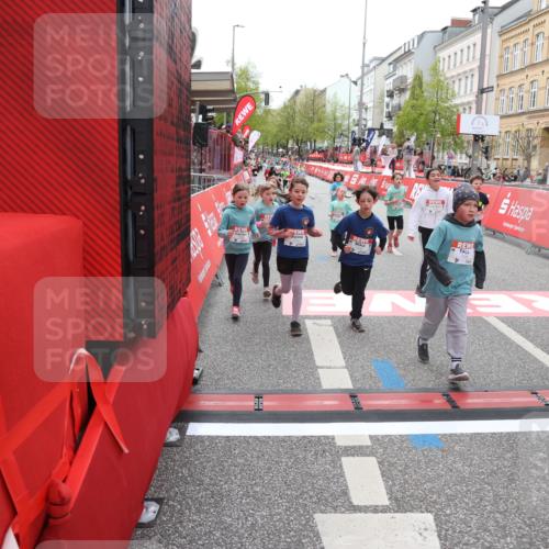 25.04.2026 - Das Zehntel Strokosch-Dieckow http://msf.ph/oto/9630819 25.04.2026 11:05:26 Ziel 5334, 5356, 5965, 5979, 5981, 6271, 6272, 6612, 7099, 7274, 7344, 7446, 7487, 7489, 7493, 7766, 7923, 8068 meine-sportfotos.de