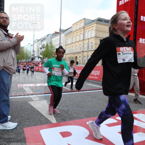25.04.2026 - Das Zehntel Strokosch-Dieckow http://msf.ph/oto/9630829 25.04.2026 09:03:32 Ziel 1602, 1749, 1750, 1827, 2238, 2244, 2454, 2690, 2705, 2707, 3011, 3023, 3127, 3155, 3485, 3500, 3662, 3850, 3851 meine-sportfotos.de