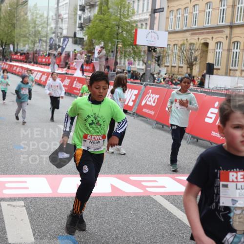 25.04.2026 - Das Zehntel Strokosch-Dieckow http://msf.ph/oto/9630844 25.04.2026 11:05:22 Ziel 5044, 5846, 5965, 5974, 6271, 6490, 7099, 7274, 7355, 7766, 7938, 8068 meine-sportfotos.de