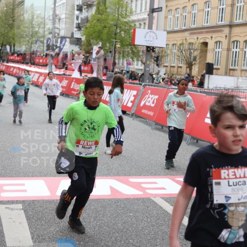 25.04.2026 - Das Zehntel Strokosch-Dieckow http://msf.ph/oto/9630845 25.04.2026 11:05:22 Ziel 5044, 5846, 5965, 5974, 6271, 6490, 7099, 7274, 7355, 7766, 7938, 8068 meine-sportfotos.de