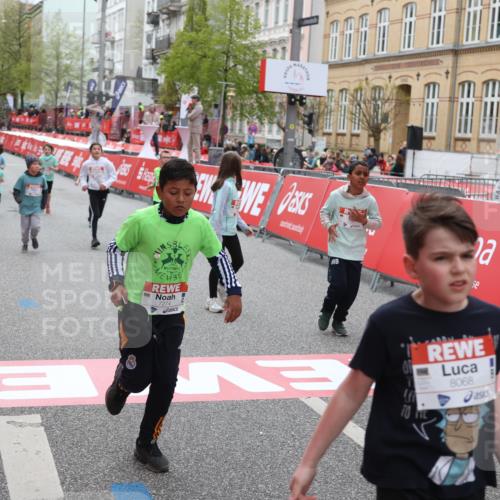 25.04.2026 - Das Zehntel Strokosch-Dieckow http://msf.ph/oto/9630846 25.04.2026 11:05:22 Ziel 5044, 5846, 5965, 5974, 6271, 6490, 7099, 7274, 7355, 7766, 7938, 8068 meine-sportfotos.de