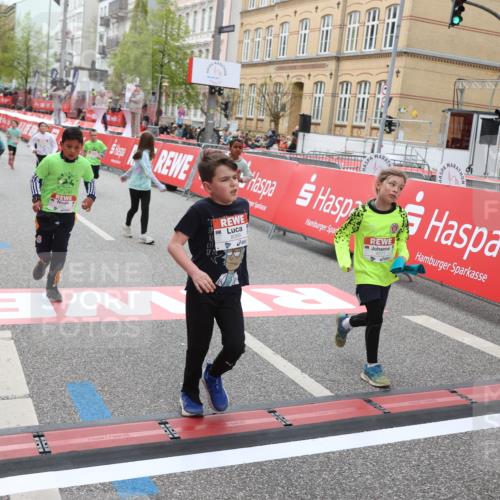 25.04.2026 - Das Zehntel Strokosch-Dieckow http://msf.ph/oto/9630850 25.04.2026 11:05:22 Ziel 5044, 5846, 5965, 5974, 6271, 6490, 7099, 7274, 7355, 7766, 7938, 8068 meine-sportfotos.de