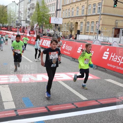 25.04.2026 - Das Zehntel Strokosch-Dieckow http://msf.ph/oto/9630852 25.04.2026 11:05:21 Ziel 5043, 5044, 5846, 5965, 5974, 6271, 6490, 7099, 7274, 7355, 7766, 7938, 8068 meine-sportfotos.de