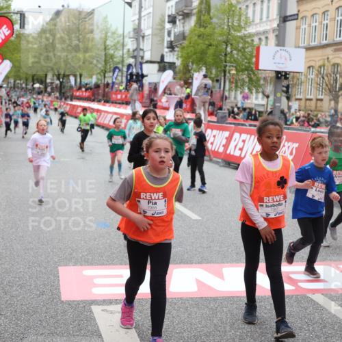 25.04.2026 - Das Zehntel Strokosch-Dieckow http://msf.ph/oto/9630872 25.04.2026 11:05:16 Ziel 5043, 5044, 5246, 5716, 5846, 5917, 5974, 6487, 6560, 7022, 7355, 7367, 7449, 7481, 7649, 7938 meine-sportfotos.de
