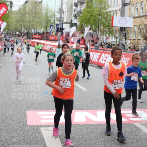 25.04.2026 - Das Zehntel Strokosch-Dieckow http://msf.ph/oto/9630874 25.04.2026 11:05:16 Ziel 5043, 5044, 5246, 5716, 5846, 5917, 5974, 6487, 6560, 7022, 7355, 7367, 7449, 7481, 7649, 7938 meine-sportfotos.de