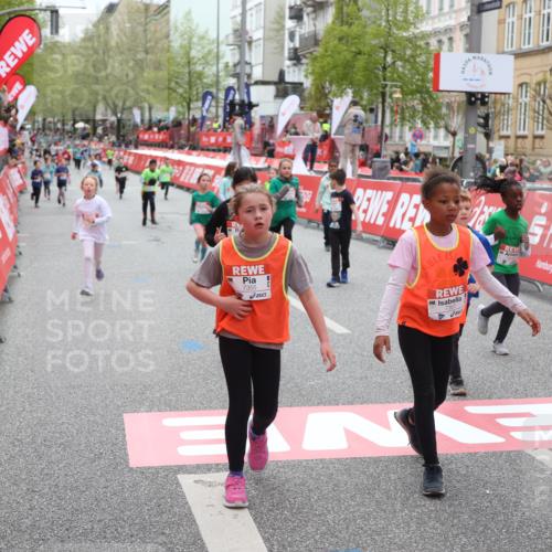 25.04.2026 - Das Zehntel Strokosch-Dieckow http://msf.ph/oto/9630876 25.04.2026 11:05:16 Ziel 5043, 5044, 5246, 5716, 5846, 5917, 5974, 6487, 6560, 7022, 7355, 7367, 7449, 7481, 7649, 7938 meine-sportfotos.de