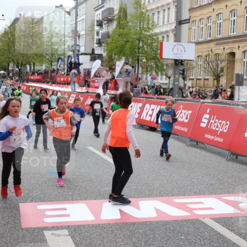 25.04.2026 - Das Zehntel Strokosch-Dieckow http://msf.ph/oto/9630880 25.04.2026 11:05:14 Ziel 5043, 5246, 5716, 5917, 6487, 6560, 7022, 7355, 7367, 7449, 7450, 7458, 7481, 7649, 7817 meine-sportfotos.de