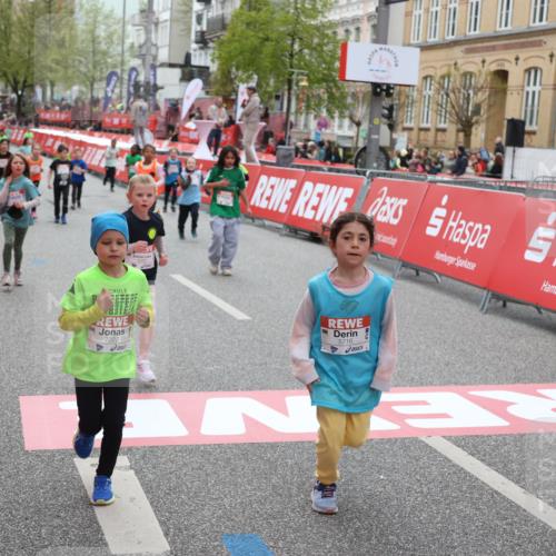25.04.2026 - Das Zehntel Strokosch-Dieckow http://msf.ph/oto/9630893 25.04.2026 11:05:10 Ziel 5716, 6346, 6368, 6487, 6560, 6793, 6794, 6808, 7022, 7032, 7450, 7458, 7817 meine-sportfotos.de