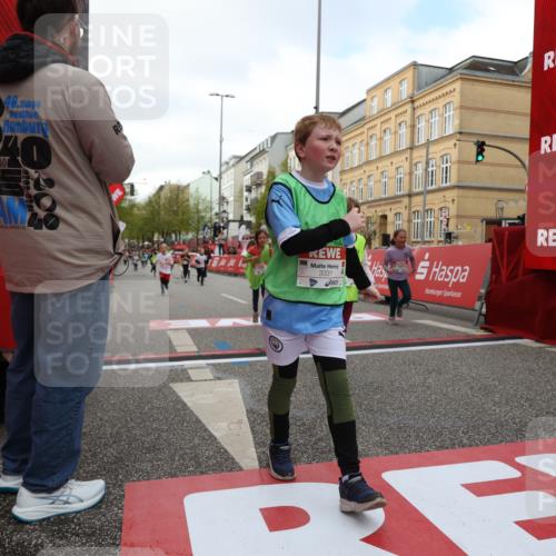25.04.2026 - Das Zehntel Strokosch-Dieckow http://msf.ph/oto/9630900 25.04.2026 09:03:46 Ziel 1166, 1345, 1393, 1400, 2919, 2922, 3165, 3331 meine-sportfotos.de