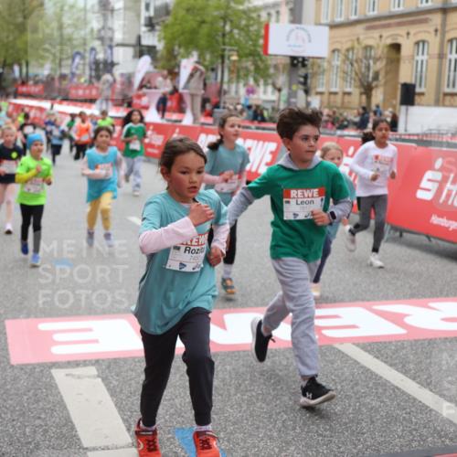 25.04.2026 - Das Zehntel Strokosch-Dieckow http://msf.ph/oto/9630906 25.04.2026 11:05:08 Ziel 5716, 6346, 6368, 6487, 6793, 6794, 6808, 7022, 7032, 7348, 7450, 7458, 7470, 7499, 7515, 7817, 7847 meine-sportfotos.de