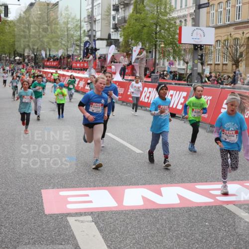 25.04.2026 - Das Zehntel Strokosch-Dieckow http://msf.ph/oto/9630935 25.04.2026 11:05:05 Ziel 6346, 6368, 6793, 6794, 6808, 7032, 7348, 7352, 7470, 7499, 7515, 7822, 7847, 7864 meine-sportfotos.de