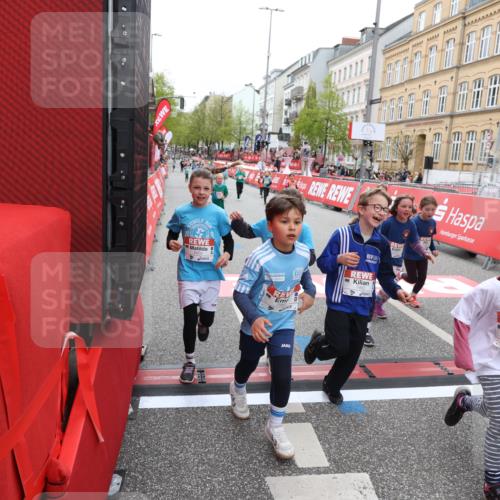 25.04.2026 - Das Zehntel Strokosch-Dieckow http://msf.ph/oto/9630966 25.04.2026 11:04:57 Ziel 5020, 5028, 5335, 5337, 5349, 5536, 5552, 5610, 5615, 5625, 5908, 6459, 6463, 6468, 6472, 6789, 6959, 7041, 7063, 7279, 7287, 7290, 7437, 7462, 7768, 7822, 7991, 7992, 7995 meine-sportfotos.de