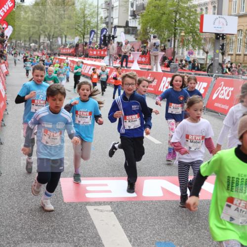25.04.2026 - Das Zehntel Strokosch-Dieckow http://msf.ph/oto/9630982 25.04.2026 11:04:56 Ziel 5020, 5028, 5335, 5337, 5349, 5536, 5542, 5552, 5610, 5615, 5625, 5908, 6459, 6463, 6468, 6472, 6789, 6959, 7041, 7063, 7279, 7287, 7290, 7437, 7462, 7768, 7991, 7992, 7995 meine-sportfotos.de