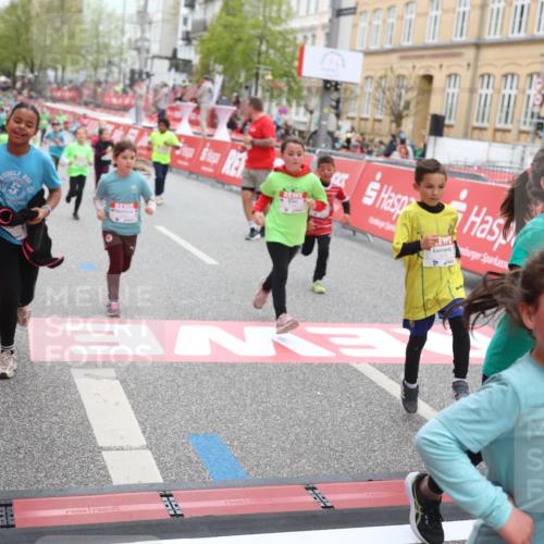 25.04.2026 - Das Zehntel Strokosch-Dieckow http://msf.ph/oto/9630983 25.04.2026 11:04:19 Ziel 5052, 5053, 5111, 5115, 5184, 5186, 5215, 5217, 5410, 5423, 5440, 5914, 5915, 5998, 6030, 6315, 6457, 6479, 6607, 6887, 7269, 7600, 7609, 7979, 7980 meine-sportfotos.de