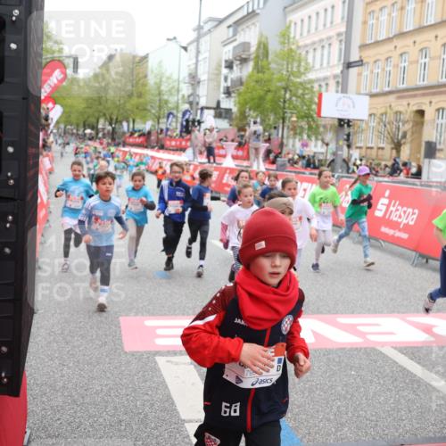 25.04.2026 - Das Zehntel Strokosch-Dieckow http://msf.ph/oto/9630993 25.04.2026 11:04:55 Ziel 5020, 5028, 5335, 5337, 5349, 5536, 5542, 5552, 5610, 5625, 5908, 6459, 6463, 6468, 6472, 6789, 6959, 7041, 7063, 7279, 7287, 7290, 7437, 7462, 7768, 7991, 7992, 7995 meine-sportfotos.de