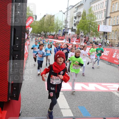 25.04.2026 - Das Zehntel Strokosch-Dieckow http://msf.ph/oto/9630998 25.04.2026 11:04:54 Ziel 5020, 5028, 5536, 5542, 5552, 5610, 5625, 5908, 6459, 6463, 6468, 6789, 6959, 7041, 7063, 7279, 7287, 7290, 7437, 7462, 7768, 7991, 7992, 7995 meine-sportfotos.de