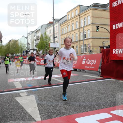 25.04.2026 - Das Zehntel Strokosch-Dieckow http://msf.ph/oto/9631001 25.04.2026 09:03:51 Ziel 1058, 1345, 1393, 1400, 2695, 2846, 2919, 2922, 3004, 3036, 3165, 3218, 3448, 3457 meine-sportfotos.de
