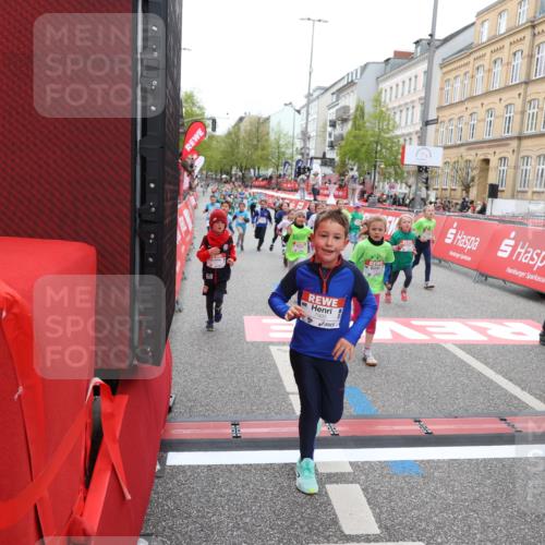 25.04.2026 - Das Zehntel Strokosch-Dieckow http://msf.ph/oto/9631008 25.04.2026 11:04:54 Ziel 5020, 5028, 5536, 5542, 5552, 5610, 5625, 5908, 6459, 6463, 6468, 6789, 6959, 7041, 7063, 7279, 7287, 7290, 7437, 7462, 7768, 7991, 7992, 7995 meine-sportfotos.de