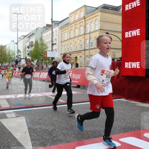 25.04.2026 - Das Zehntel Strokosch-Dieckow http://msf.ph/oto/9631018 25.04.2026 09:03:51 Ziel 1058, 1345, 1393, 1400, 2695, 2846, 2919, 2922, 3004, 3036, 3165, 3218, 3448, 3457 meine-sportfotos.de