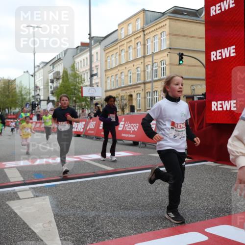 25.04.2026 - Das Zehntel Strokosch-Dieckow http://msf.ph/oto/9631021 25.04.2026 09:03:51 Ziel 1058, 1345, 1393, 1400, 2695, 2846, 2919, 2922, 3004, 3036, 3165, 3218, 3448, 3457 meine-sportfotos.de