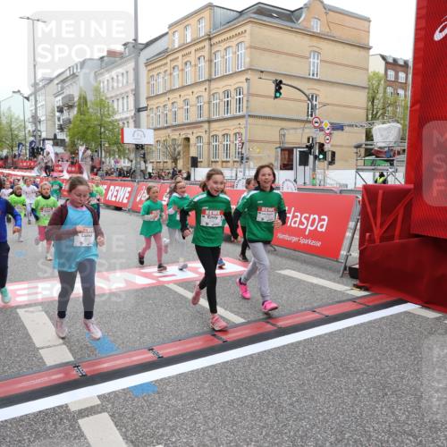 25.04.2026 - Das Zehntel Strokosch-Dieckow http://msf.ph/oto/9631026 25.04.2026 11:04:52 Ziel 5536, 5542, 5552, 5610, 5625, 5908, 6459, 6463, 6468, 6879, 7041, 7084, 7279, 7437, 7991, 7995 meine-sportfotos.de