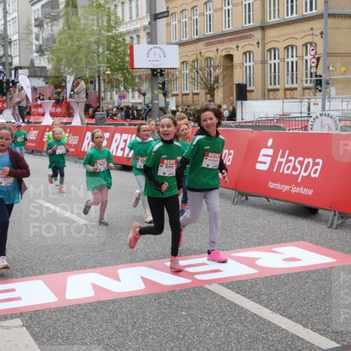 25.04.2026 - Das Zehntel Strokosch-Dieckow http://msf.ph/oto/9631039 25.04.2026 11:04:51 Ziel 5536, 5542, 5552, 5610, 5625, 5908, 6459, 6463, 6468, 6704, 6879, 7041, 7084, 7995 meine-sportfotos.de