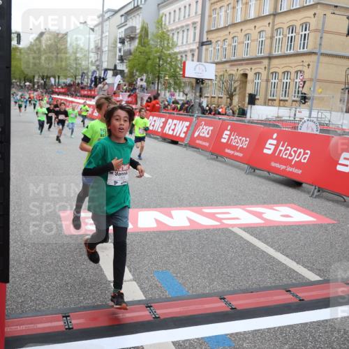 25.04.2026 - Das Zehntel Strokosch-Dieckow http://msf.ph/oto/9631041 25.04.2026 10:52:22 Ziel 5362, 5379, 5396, 5433, 5794, 5838, 6139, 6358, 6532, 6550, 6822, 6856, 7126, 7136, 7169, 7186, 7246, 7590, 7909, 7946 meine-sportfotos.de