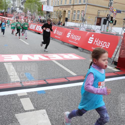 25.04.2026 - Das Zehntel Strokosch-Dieckow http://msf.ph/oto/9631049 25.04.2026 11:04:49 Ziel 5533, 5542, 6704, 6792, 6804, 6879, 7023, 7069, 7084 meine-sportfotos.de