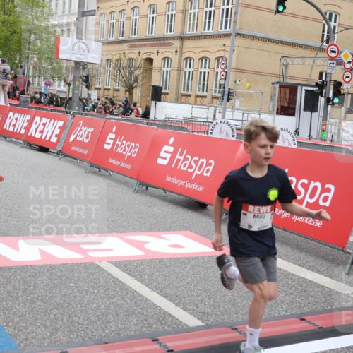 25.04.2026 - Das Zehntel Strokosch-Dieckow http://msf.ph/oto/9631091 25.04.2026 11:04:46 Ziel 5533, 5599, 5603, 5613, 5662, 6486, 6494, 6704, 6792, 6804, 6879, 6948, 7021, 7023, 7034, 7043, 7069, 7084, 7472 meine-sportfotos.de