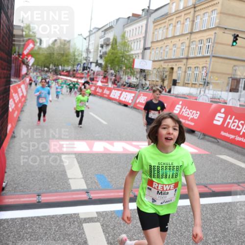 25.04.2026 - Das Zehntel Strokosch-Dieckow http://msf.ph/oto/9631100 25.04.2026 11:04:45 Ziel 5398, 5533, 5593, 5599, 5603, 5613, 5662, 6486, 6494, 6704, 6792, 6804, 6879, 6948, 7021, 7023, 7034, 7039, 7043, 7044, 7069, 7084, 7472 meine-sportfotos.de