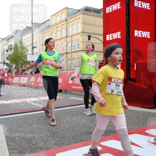 25.04.2026 - Das Zehntel Strokosch-Dieckow http://msf.ph/oto/9631103 25.04.2026 09:03:55 Ziel 1058, 2695, 2846, 3004, 3036, 3218, 3235, 3448, 3457, 4000 meine-sportfotos.de