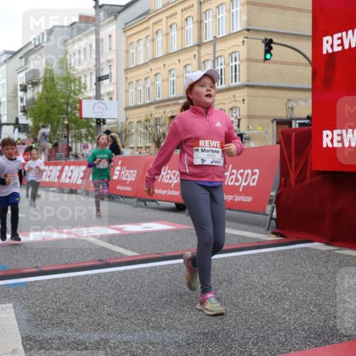 25.04.2026 - Das Zehntel Strokosch-Dieckow http://msf.ph/oto/9631138 25.04.2026 09:03:58 Ziel 1058, 2356, 2374, 2456, 2695, 3004, 3218, 3235, 3441, 3457, 4000 meine-sportfotos.de
