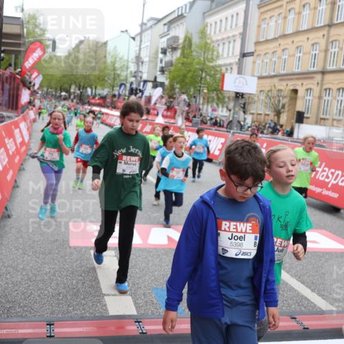 25.04.2026 - Das Zehntel Strokosch-Dieckow http://msf.ph/oto/9631146 25.04.2026 11:04:40 Ziel 5328, 5331, 5346, 5348, 5398, 5593, 5599, 5603, 5613, 5662, 6486, 6494, 6791, 6948, 7021, 7034, 7039, 7043, 7044, 7472 meine-sportfotos.de