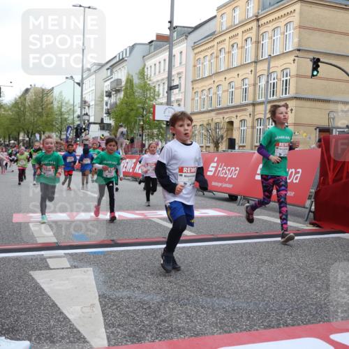 25.04.2026 - Das Zehntel Strokosch-Dieckow http://msf.ph/oto/9631158 25.04.2026 09:03:59 Ziel 2356, 2374, 2456, 2695, 3218, 3235, 3441, 3457, 3682, 4000 meine-sportfotos.de