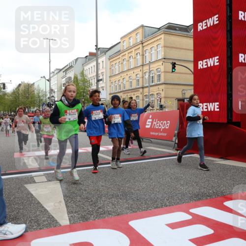 25.04.2026 - Das Zehntel Strokosch-Dieckow http://msf.ph/oto/9631187 25.04.2026 09:04:03 Ziel 1107, 1168, 1169, 1172, 2119, 2122, 2126, 2356, 2374, 2456, 2503, 3266, 3268, 3295, 3441, 3682, 4000 meine-sportfotos.de