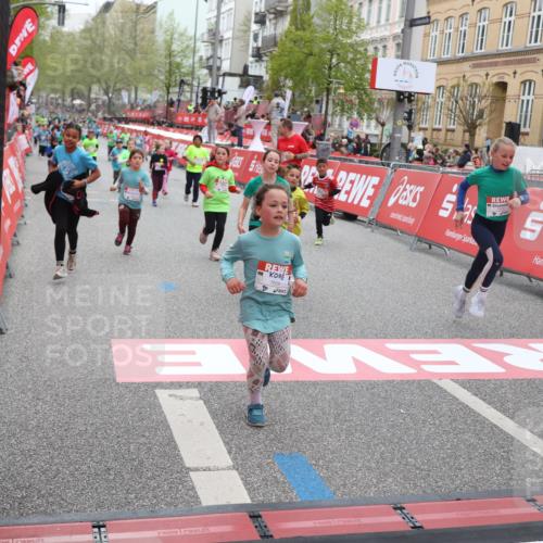 25.04.2026 - Das Zehntel Strokosch-Dieckow http://msf.ph/oto/9631190 25.04.2026 11:04:18 Ziel 5052, 5053, 5111, 5115, 5184, 5186, 5215, 5217, 5410, 5423, 5440, 5914, 5915, 5922, 5998, 6030, 6315, 6457, 6476, 6479, 6591, 6607, 6887, 7018, 7031, 7269, 7600, 7609, 7979, 7980 meine-sportfotos.de