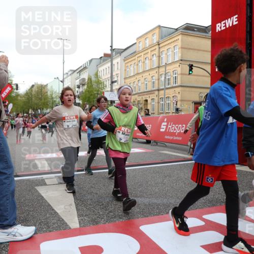 25.04.2026 - Das Zehntel Strokosch-Dieckow http://msf.ph/oto/9631197 25.04.2026 09:04:05 Ziel 1107, 1168, 1169, 1172, 2114, 2119, 2122, 2126, 2356, 2374, 2456, 2503, 3022, 3266, 3268, 3295, 3441, 3682 meine-sportfotos.de