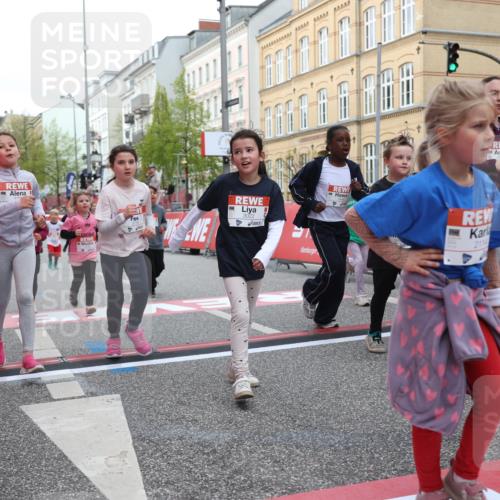 25.04.2026 - Das Zehntel Strokosch-Dieckow http://msf.ph/oto/9631207 25.04.2026 09:04:09 Ziel 1107, 1168, 1169, 1437, 1448, 1454, 2114, 2122, 2126, 2449, 2503, 3022, 3266, 3268, 3295, 3734, 3746, 3764, 3769, 3890 meine-sportfotos.de