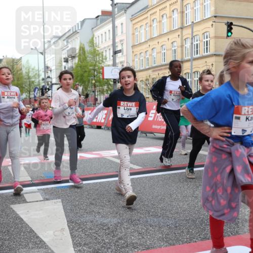 25.04.2026 - Das Zehntel Strokosch-Dieckow http://msf.ph/oto/9631210 25.04.2026 09:04:09 Ziel 1107, 1168, 1169, 1437, 1448, 1454, 2114, 2122, 2126, 2449, 2503, 3022, 3266, 3268, 3295, 3734, 3746, 3764, 3769, 3890 meine-sportfotos.de