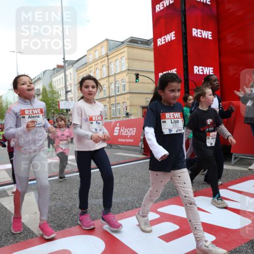 25.04.2026 - Das Zehntel Strokosch-Dieckow http://msf.ph/oto/9631218 25.04.2026 09:04:10 Ziel 1107, 1168, 1169, 1437, 1448, 1454, 1703, 2114, 2449, 2503, 3022, 3266, 3288, 3295, 3734, 3746, 3764, 3769, 3890 meine-sportfotos.de