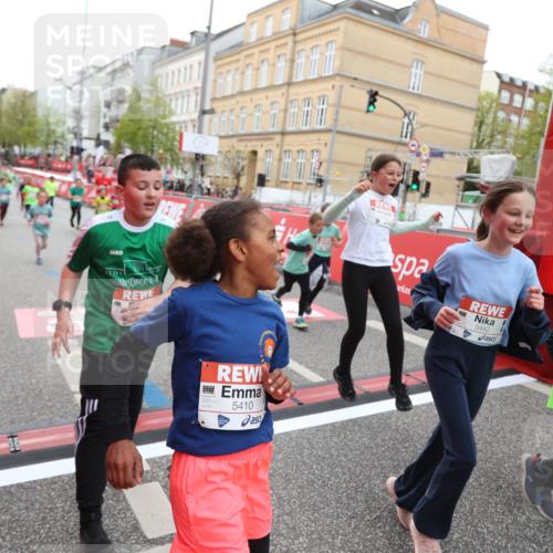 25.04.2026 - Das Zehntel Strokosch-Dieckow http://msf.ph/oto/9631232 25.04.2026 11:04:16 Ziel 5111, 5115, 5184, 5186, 5215, 5217, 5410, 5423, 5440, 5594, 5899, 5902, 5914, 5915, 5922, 5998, 6030, 6315, 6316, 6457, 6476, 6479, 6591, 6607, 7018, 7031, 7444, 7609, 7979 meine-sportfotos.de