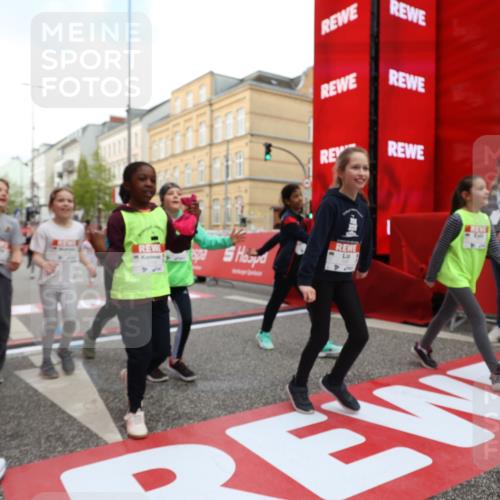 25.04.2026 - Das Zehntel Strokosch-Dieckow http://msf.ph/oto/9631248 25.04.2026 09:04:16 Ziel 1097, 1105, 1121, 1428, 1432, 1437, 1703, 1705, 2145, 2148, 2230, 2245, 2355, 2855, 3288, 3386, 3388 meine-sportfotos.de