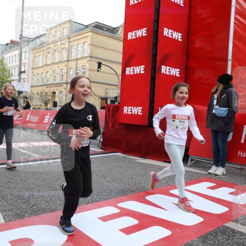 25.04.2026 - Das Zehntel Strokosch-Dieckow http://msf.ph/oto/9631258 25.04.2026 09:04:19 Ziel 1097, 1105, 1121, 1428, 1432, 1705, 1706, 2145, 2148, 2215, 2230, 2231, 2245, 2355, 2855, 3366, 3386, 3388 meine-sportfotos.de