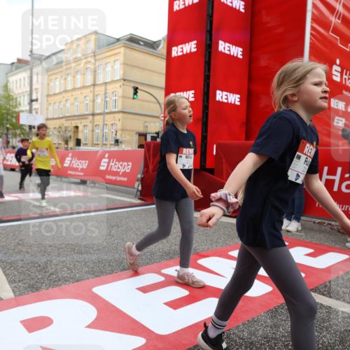 25.04.2026 - Das Zehntel Strokosch-Dieckow http://msf.ph/oto/9631265 25.04.2026 09:04:21 Ziel 1428, 1432, 1705, 1706, 1911, 1925, 2215, 2230, 2231, 2245, 2355, 3056, 3366, 3386, 3388 meine-sportfotos.de